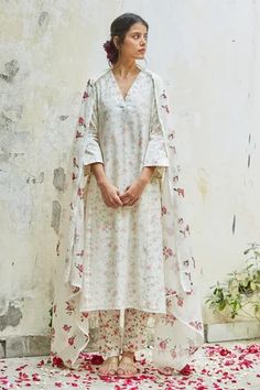 Shop for Juanita by Shubhda Ivory Handwoven Chanderi Printed Kurta Set for Women Online at Aza Fashions Kurta Set For Women, A Line Kurta, Valentine Special, Kurta Set, Color Ivory, Rose Print, Indian Wear, Flared Sleeves, Floral Printed