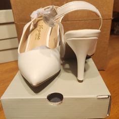 Vepose Womens White Slingbacks Size 7.5 Synthetic Slingback Pumps With Heel Loop, White Synthetic Slingback Pumps With Padded Heel, White Slingback Heels With Wrapped Heel, White Synthetic Closed Toe Slingback Pumps, White Medium Width Slingback Heels, Gold Glitter Shoes, Royal Blue Heels, High Heel Dress Shoes, Dance Heels