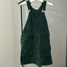 Green. Size M. Never Worn Corduroy Overall Dress, Overall Dress, Dress Brands, American Eagle Outfitters, American Eagle, Overalls, Mini Dress, Brand New, Womens Dresses