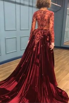 Shop Ballbella with high quality Burgundy Prom Party Gowns with reasonable price. Don't miss out the free shipping service on this Charming Beading Burgundy Long Sleevess Prom Dress. Modern Prom Dresses, Royal Ball Gowns, Long Sleeves Prom Dresses, Dresses With Appliques, Sparkly Prom Dress, Gaun Fashion, Long Sleeve Prom, Burgundy Prom Dress, Long Sleeve Evening Dresses