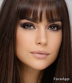 Skin Retouching, Stunning Eyes, Hair Color And Cut, Beauty Eyes, Smile Face, Beautiful Eyes, Hairstyles With Bangs, Woman Face, Green Eyes