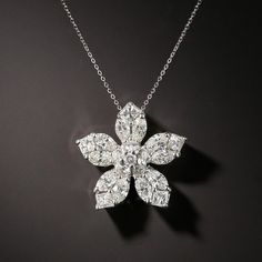 MODEL NUMBER: XL542Material: Brass, Cubic zirconiaSIZE: 45CM ;WEIGHT: About 5.5gCONDITION: 100% Brand-new excellent craftPACKAGE CONTENT: opp bag Fancy Gifts, Trendy Flowers, Writing Gifts, Flower Pendant Necklace, Geometric Pendant, Timeless Jewelry, Crystal Flower, Trendy Jewelry, Flower Pendant