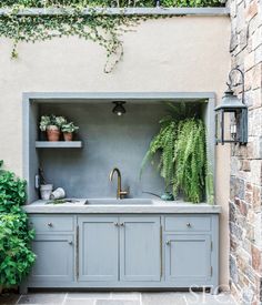 the instagram page for instagram com shows an image of a kitchen with plants on it