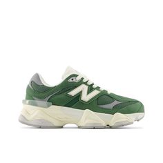 Gucci Shoes Sneakers Outfit Men New Balance 9060, Touch Of Gray, Sneakers Adidas, Elegant Sets, Nike Shox, Air Jordan 3, Green Beige, Newest Jordans, Green Suede