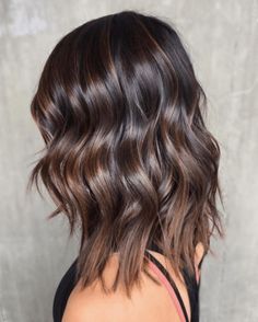 Balayage Shades, Popular Short Haircuts, Chocolate Brown Hair Color, Hair Color Chocolate, Summer Balayage, Chocolate Brown Hair, Brown Balayage, Have Inspiration