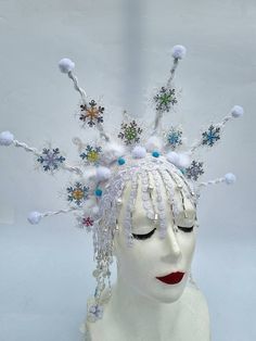 This lovely rainbow snowflake crown, tiara, kokoshnik, fascinator snow queen crown, ice crown,snow fairy costume crown,white-silver beaded  tiara,Christmas crown with snowflakes,lace,  icicles, quality pearls, crystals, rhinestones and sequins for a special lady! Very sparkly and chic! It will make you and your costume look more perfect. The crown with snowflakes and spikes is unique and  hand-made, my own design.   It's ready for shipping! All of the elements are attached to the base securely. Snow Fairy Costume, Snow Queen Crown, Snowflake Crown, Winter Wedding Arch, Ice Crown, Beaded Tiara, Christmas Headpiece, Crown Fairy, Christmas Crown