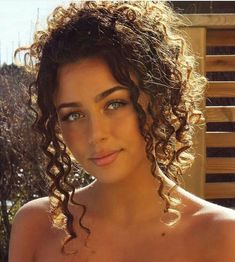 Curly Hairstyles, Blue Eyes, Curly Hair, A Woman, Hairstyles, Hair, Pink, Blue