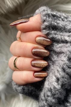 Brown Cats Eyes Nails, Fall Velvet Nails, Fall Cat Eye Nails 2024, Brown Velvet Nails, Cat Eye Brown Nails, Fall Nails Cat Eye, Classy Bridal Nails, Fall Cat Eye Nails, Brown Cat Eye Nails