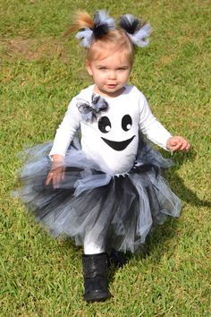 Ghost costume! Childs Ghost Costume Diy, Toddler Boy Ghost Costume Diy, Baby Girl Ghost Costume, Tulle Ghost Costume Diy, Ghost Tutu Costume Diy, Toddler Ghost Costume, Ghost Costume, Fantasias Halloween, Crazy Hair