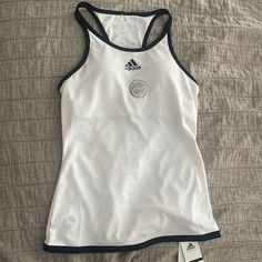 Adidas Climachill Workout Tank In Size Xs Never Worn Only Tried On. New With Tags Adidas Clothes, Country Jeans, Tennis Outfits, Tennis Tank Tops, Adidas Tank Top, Tennis Tops, Cute Gym Outfits, Adidas Crop, Running Tank Tops