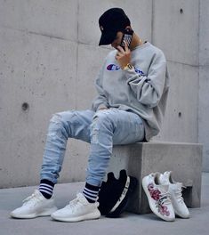 @modernizei Hypebeast Outfits, Boy Instagram, Yeezy Outfit, Streetwear Ideas, Streetwear Inspiration, Streetwear Fits, Hipster Man, Dope Fashion