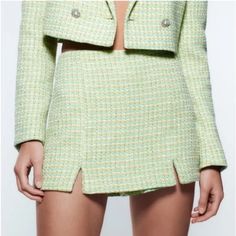 Brand New With Tag Size Xl Green Tweed Mini Skort With Double Slit Front Cute With A White Or Cream Top Zara Skort, Zara Tweed, White Skort, Wrap Skort, Black Skort, Green Tweed, Tweed Skirt, Cropped Blazer, Zara Jackets