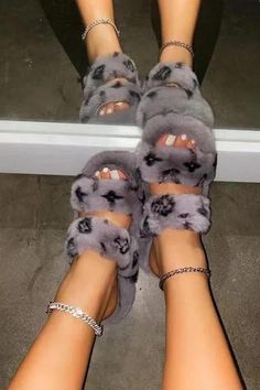 Grey Faux Fur Fluffy Printed Double Strap Flat Slipper - MomyMall Queen Energy, Faux Fur Slides, Luxury Designer Shoes, Fluffy Slippers, Platform Flats, Faux Fur Slippers, Fashion Slippers, Fur Slippers, Fresh Kicks