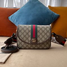 Gucci SIZE : 23x17X7CM Bags For Sale, Lv Bags, Buy Gucci, Luxury Bag, Timeless Accessories, Daily Essentials, Gucci Bags, Street Fashion, Brunei