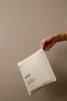 the no bag
thenobag
the no bag co
sustainable maileres
parcel products
ecofriendly packaging
branding Eco Packaging Design, Sunglasses Packaging, Mailer Design, Creative Branding Design, Bubble Wrap Packaging, Bubble Paper, Eco Packaging