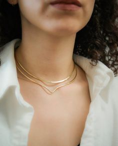 Teardrop Collar Necklace, Gold Fill, Rose Gold Fill, or Sterling Silve – Hannah Naomi Jewelry Elegant Hand Forged Choker Necklaces, Elegant Gold Plated Hand Forged Necklace, Elegant Everyday Yellow Gold Choker, Collar Necklace Gold, Pretty Jewelry Necklaces, Collar Bone, Pretty Jewelry, Pretty Jewellery, Collar Necklace