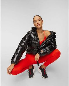 Athleisure Street Style, Fw 2022, Victoria Beckham Collection, Orange Leggings, Athleisure Fashion, Performance Wear, Black Jacket, Victoria Beckham