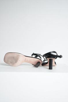 Cushioned leather heels with single band ankle strap and square toe