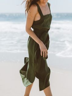 "ELLIDY is a simple strap linen dress with belt. DETAILS - Sleeveless design - Spaghetti straps - Self-tie belt - 100% lightweight European linen fabric - Cut and sewn to order just for you in our studio COLOR - Forest Green, you can also choose other colors above - Fabric samples are available here https://www.etsy.com/listing/586569696/linen-fabric-samples SIZING & FIT - Fits true to size - Bust is approximately 33 inches / 84 cm - Hips is approximately 40 inches / 102 cm - Length is appro Sleeveless Linen Dress With Adjustable Straps For Day Out, Casual Summer Dress With Belt, Green Belted Summer Dress, Linen Dress With Adjustable Straps And Square Neck, Linen Square Neck Dress With Adjustable Straps, Sleeveless Linen Summer Dress With Adjustable Straps, Sleeveless Linen Dress With Adjustable Straps For Summer, Green Belted Dress For Summer, Square Neck Linen Dress With Adjustable Straps