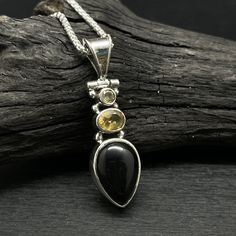 Sterling Silver Onyx & Citrine Necklace Gemini Aries, Aries And Libra, Capricorn Gemini, Zodiac Leo, Citrine Necklace