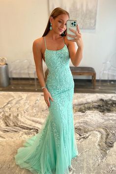 Curele de spaghete albastre rochie de bal de sirenă cu aplicații Spaghetti Strap Mermaid Dress For Prom, Formal Mermaid Dress With Spaghetti Straps For Prom, Formal Spaghetti Strap Mermaid Dress For Prom, Hoco Dress Green, Mint Prom Dress, Backless Evening Gowns, Green Tulle, Prom Dresses Long Mermaid, Blue Tulle