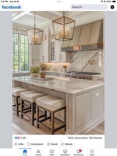 Beam Light, Dream Kitchens Design, Timeless Kitchen, Casa Vintage, Elegant Kitchens, Dream Kitchens, Modern Farmhouse Kitchens