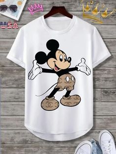 White Sports T-shirt With Character Print, White Cartoon Print Sports Top, White Cartoon Print Tops For Sports, Sporty White T-shirt With Cartoon Print, Sporty T-shirt With Cartoon Print, Casual Sports T-shirt With Character Print, Casual Crew Neck With Cartoon Sublimation Design, Casual Cotton Sublimation T-shirt With Cartoon Print, Casual Crew Neck Sublimation Shirt With Cartoon Print