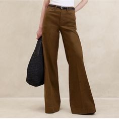 Brand New. Inner Label May Be Marked To Prevent In Store Returns. Styling Brown Trousers Women, Brown Trousers Women, Houndstooth Pants, Jean Color, Wide Leg Dress Pants, Banana Republic Jeans, Summer Linen, Wide Leg Linen Pants, Pantalon Large