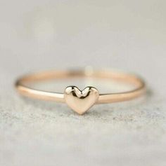 14K Solid Gold Heart Ring Minimalist Dainty Ring Band Heart Ring Christmas Gift. | eBay Rose Gold Heart Ring, Heart Ring Gold, Best Friend Ring, Expensive Rings, Friend Rings, Gold Heart Ring, Zierlicher Ring, Heart Shaped Jewelry, Ring Heart