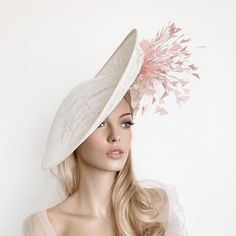 Elegant off White and pink feathers Kentucky derby straw hat for woman. This white fascinate hat is embellished with a stunning feather mount and a beautiful silk flowers. It is a perfect hat for weddings, Royal Ascot horse races, cocktails, derby... It is mounted on a headband. If you want, you can choose the side of the head were you like to wear the fascinator, just convo me. Any color of the fascinator can be changed to order. ** PROCESSING TIME: 5 -7 business days. ** DELIVERY TIME (DHL Exp Elegant Fitted Pink Cloche Hat, Chic Pink Wedding Hat, Chic Pink Hat For Wedding, Beige Boater Hat For Wedding, Beige Summer Fascinator For Garden Party, Spring Wedding Wide Brim Boater Hat, Elegant Beige Headpieces For Spring, Summer Feminine Fascinator, Feminine Summer Wedding Hats