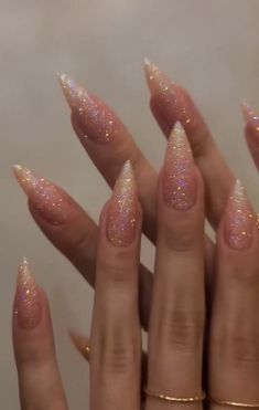 #nails #nailart #white #sparkle #aesthetic Nye Nails, New Years Eve Nails, Sparkle Nails, New Year's Nails, Best Acrylic Nails, Stiletto Nails, Cute Acrylic Nails