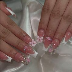 Nails For Square Nails, Pink Nails For Wedding, Pink Nails With 3d Flowers, Pretty Nails French Tip, Medium Length Square Nails Acrylic, Cute Nails With Rhinestones, Simple Medium Nails, Flower Charm Nails, Cute Medium Length Nails