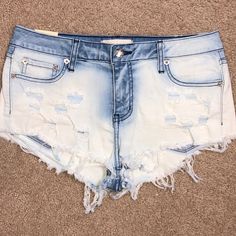 Newdistressed Jean Shorts Never Worn...Summer Ready Fast Shipper Trendy Light Wash Bleached Bottoms, Distressed Mid-rise Jean Shorts For Summer, Summer Distressed Mid-rise Jean Shorts, Summer Mid-rise Distressed Shorts, White Jeans For Beach In Summer, White Summer Jeans For Beach, Distressed Shorts For Summer, Spring Ripped Faded Bottoms, Faded Ripped Bottoms For Spring