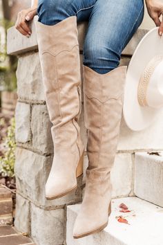 Tall Western Boots Women, What To Wear With White Boots, Tall Western Boots, Suede Western Boots, Western Boots Outfit, Tall Western Boot, Knee High Western Boots, Brown Aviator Sunglasses, Women's Cowboy Boots