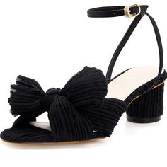 Super Cute And Comfortable Bow Knot Sandals In Black. Size 8. Never Worn! Black Low Heel Sandals For Summer, Black Low Heel Sandals For Spring, Black Sandals For Summer Evenings, Black Evening Sandals For Spring, Knot Sandals, Great Gifts For Women, Bow Heels, Chunky Heels Sandals, Bow Knot