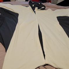 Onsie Costume Nwt Size Xl , Size Grey And White, Looks Like A Pokmon. It's By New Cosplay , Retail Price Is 79.99. Unisex White Winter Cosplay Top, White Tops For Winter Cosplay, White Long Sleeve Tops For Cosplay, New Cosplay, Mens Plaid Flannel, Tommy Hilfiger Hoodie, Concept Clothing, Male Cosplay, Mens Plaid