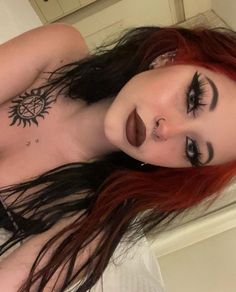 Red Hair Goth Makeup, Goth Makeup For Redheads, Dark Makeup Looks, Goth Gifts, How To Impress, Swag Makeup, Alternative Makeup, Makeup Idea, Cool Makeup Looks