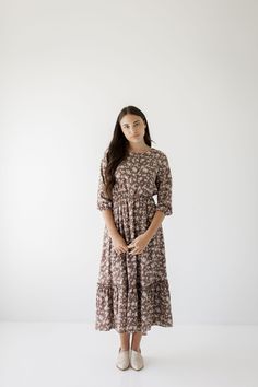 'Ashley' Quarter Sleeve Nursing Friendly Floral Midi Dress Nursing Outfits, Midi Dress Winter, Nursing Dresses, Earth Tone Dress, Low Ankle Boots, Western Outfits Women, Nursing Friendly, Nursing Clothes, Nursing Dress