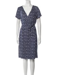 Diane von Furstenberg Silk Wrap DressBluePrintedShort Sleeve with V-NeckSash-Tie Closure at FrontDesigner Fit: Dresses by Diane Von Furstenberg typically fit true to size. Smythe Blazer, Silk Wrap, Outerwear Sweater, Shoulder Sweater, Shirt Accessories, Hoodie Dress, Knee Length Dress, Von Furstenberg, Diane Von