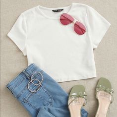 Super Cute ! Brand New And Never Worn ! Casual Cap, Knit Sleeve, Women T Shirts, Really Cute Outfits, Girls Fashion Clothes, Knit Tees, Knit Crop, Crop Tee, Cap Sleeve