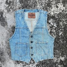 [DESCRIPTION] Please read the description first before buy my items‼️‼️ Vintage Big John Sleeveless Denim Jacket Size on tag : M Tag says M,fits like S (please refer the actual measurements given and compare it with best fitting clothes,by using the size on tag is not always accurate) All in good condition [MATERIAL] Cotton [MEASUREMENT] Measurement:  armpit to armpit : 18 inches  Back collar to bottom : 21 inches [CONDITION] - All in good condition  - Kindly please refer photo [PAYMENT & NOTICE Sleeveless Denim Vest With Pockets For Streetwear, Sleeveless Denim Blue Jacket With Buttons, Casual Denim Vest With Snap Buttons, Sleeveless Cotton Denim Jacket With Button Closure, Sleeveless Cotton Denim Vest For Streetwear, Sleeveless Denim Jacket With Buttons, Washed Denim Sleeveless Vest, Medium Wash Sleeveless Vest With Button Closure, Fitted Denim Vest With Pockets For Streetwear