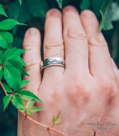 Conquer new horizons with our Mountain Range Ring! Handmade with fine sterling silver, this accessory will remind you of New Heights you want to reach in life! Nature-inspired Sterling Silver Wedding Gift, Mountain Range Ring, Handmade Wedding Band, Mountain Ring, Mens Band Rings, Christmas Gifts For Coworkers, Local Jewelry, Mens Ring, Mountain Range