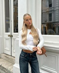 Holly Jai Clean Girl Autumn, Outfits For Spain, Autumn Outfit Inspo, Oasis Clothing, Summer In The City, Elegant Outfit Classy, Fits Aesthetic, Stockholm Fashion, Instagram Summer