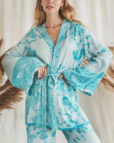 Feel the softness of summer with our Bohemian Breeze Modal Kimono! This sustainable style stunner boasts organic fabrics and a luxurious look that's perfect for sunny days. With an endless sunset color, you'll be radiating every day! Summer Viscose Sleepwear For Loungewear, Oversized Sleepwear For Spring Loungewear, Viscose Sleepwear For Summer, Elegant Long Sleeve Sleepwear For Vacation, Casual Oversized Spring Sleepwear, Elegant Relaxed Fit Sleepwear For Spring, Casual Oversized Sleepwear For Spring, Spring Vacation Long Sleeve Sleepwear, Oversized Chic Kimono For Loungewear