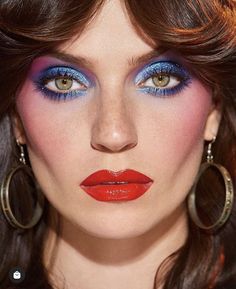 Disco Diva Makeup, Rosy Cheeks Makeup, 80s Inspired Makeup, Studio 54 Makeup, 70s Makeup Look