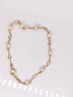 This beautiful bracelet of pearls and bezel set diamonds exudes elegance and chicness! Add a little sparkle to any outfit with this daily wear bracelet. Available in 14k yellow, white, rose gold! Phone Items, Bezel Set Diamond, Gold Bracelet Chain, Bezel Diamond, Natural Pearls, Bezel Setting, Beautiful Bracelet, Chain Bracelet, Gold Chains