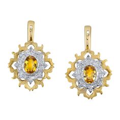 These beautifully handmade and engraved earrings are a lovely marriage of 18k yellow and white gold set with a lovely matched pair of bright yellow sapphires. Flattering, neutral, and not too much of a dangle... these could be 'go-to' earrings that make you feel special every day. They can dress up a casual outfit or be the finishing touch on an elegant evening gown! Entirely handmade in 18k gold by our Master Jewelers in Los Angeles, the intricate hand engraving and refined finishes are perfect Pretty Earrings Dangle, Engraved Earrings, White Gold Set, Yellow Gold Earring, Gothic Jewelry, Lovely Jewellery, Yellow Sapphire, Elegant Earrings, Bright Yellow