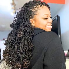 curly micro locs hairstyle on women Micro Braid Locs, Microlocs Inspiration, Long Sisterlocks, Mirco Locs, 4 Hair Type, New Locs, Sisterlocks Hairstyles, Hairstyles For Locs, Braid Locs