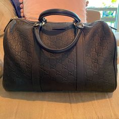 Perfect Condition On The Outside. No Scuffs, No Stains, No Rips, No Tears. Zipper Intact. Beautiful, Timeless Bag With Some Very Light Wear On The Inside. Just Needs A Light Cleaning In The Interior. Dust Bag Included. Any Questions, Feel Free To Contact Me. Timeless Bags, Gucci Purse, Bags Gucci, No Tears, Gucci Handbags, Gucci Bags, Louis Vuitton Speedy Bag, Gucci Bag, Dust Bag