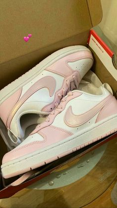 Pink Nike Shoes, Jordan Low, Cute Nike Shoes, Pink Nike, Cute Nikes, Pink Nikes